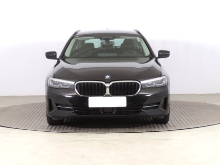 BMW Řada 5, 2021 - pohled č. 2