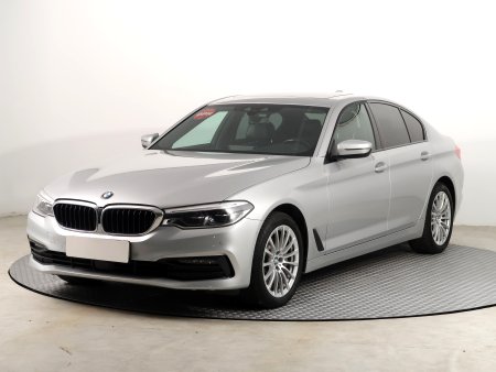 BMW Řada 5, 2018 - pohled č. 3