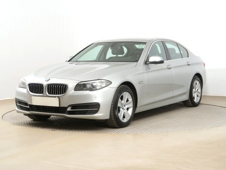 BMW Řada 5, 2016 - pohled č. 3