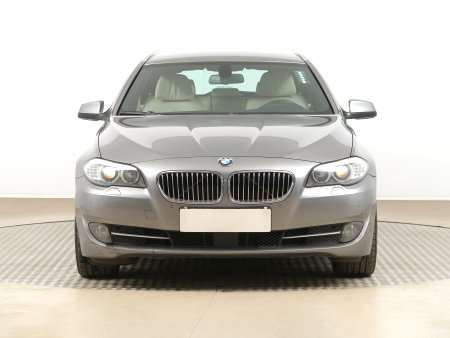BMW Řada 5, 2012 - pohled č. 2