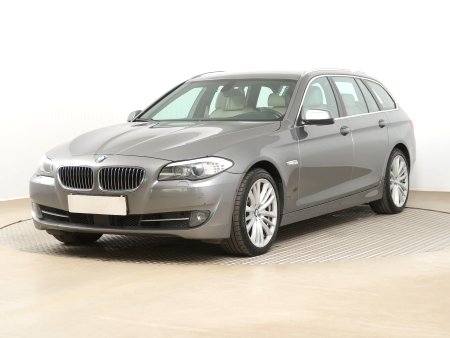 BMW Řada 5, 2012 - pohled č. 3