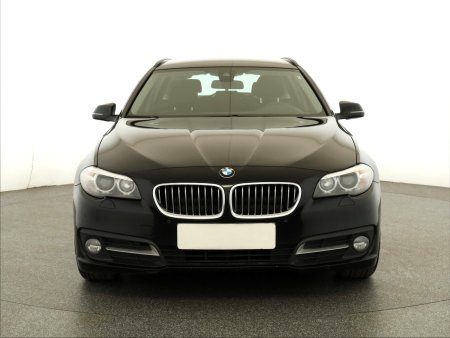 BMW Řada 5, 2015 - pohled č. 2