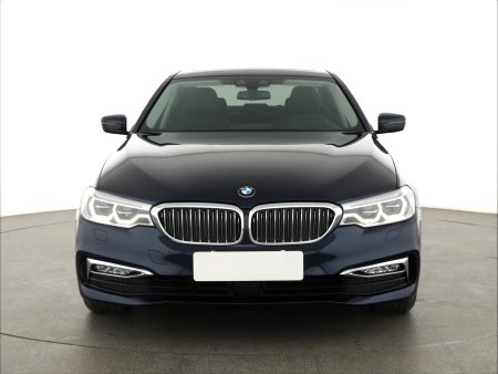 BMW Řada 5, 2017 - pohled č. 2