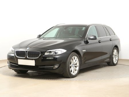 BMW Řada 5, 2013 - pohled č. 3