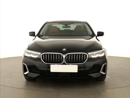 BMW Řada 5, 2023 - pohled č. 2