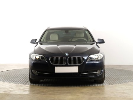 BMW Řada 5, 2012 - pohled č. 2