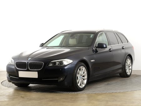 BMW Řada 5, 2012 - pohled č. 3