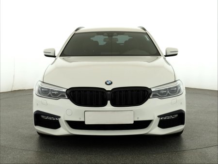 BMW Řada 5, 2018 - pohled č. 2