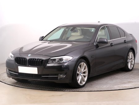 BMW Řada 5, 2012 - pohled č. 3