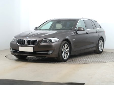 BMW Řada 5, 2011 - pohled č. 3