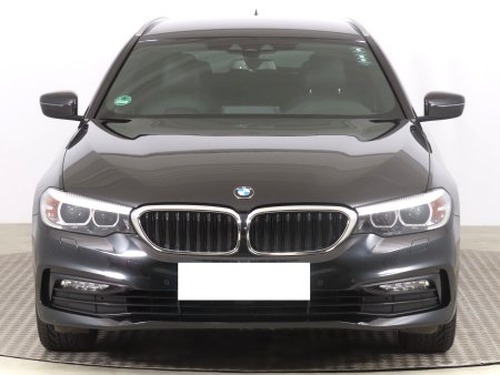 BMW Řada 5, 2017 - pohled č. 2