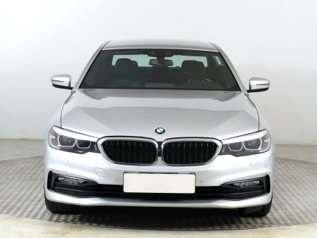 BMW Řada 5, 2017 - pohled č. 2