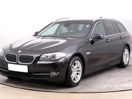 BMW Řada 5, 2011 - pohled č. 3