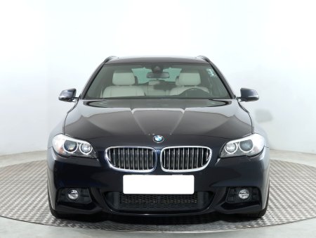 BMW Řada 5, 2016 - pohled č. 2