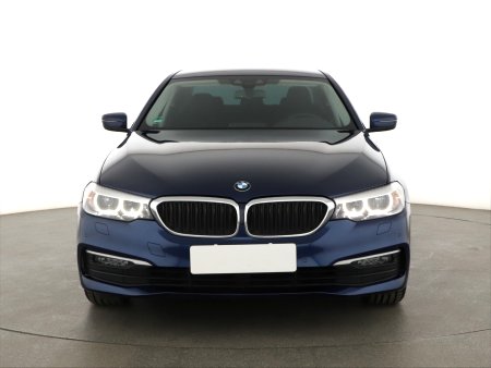 BMW Řada 5, 2018 - pohled č. 2