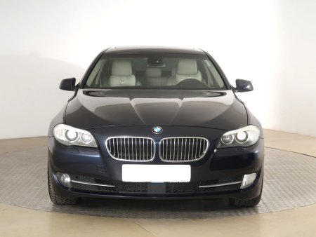 BMW Řada 5, 2010 - pohled č. 2