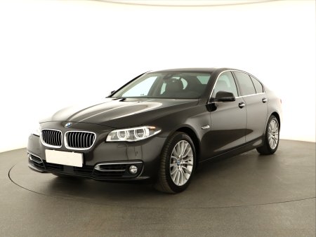 BMW Řada 5, 2015 - pohled č. 3