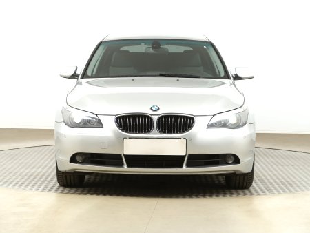 BMW Řada 5, 2006 - pohled č. 2