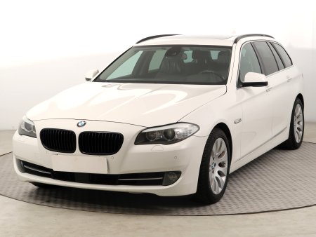 BMW Řada 5, 2011 - pohled č. 3