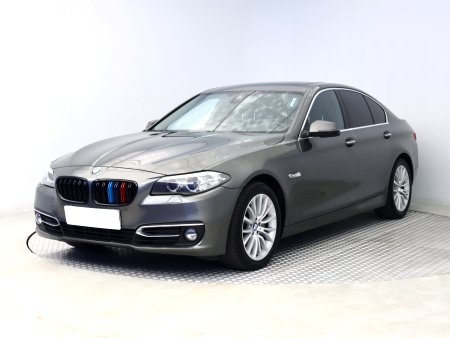 BMW Řada 5, 2014 - pohled č. 3