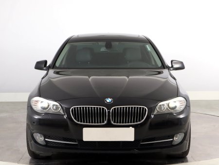 BMW Řada 5, 2011 - pohled č. 2