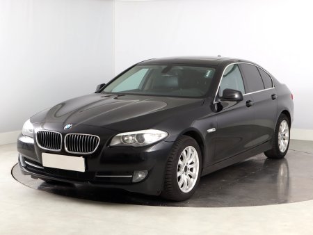 BMW Řada 5, 2011 - pohled č. 3