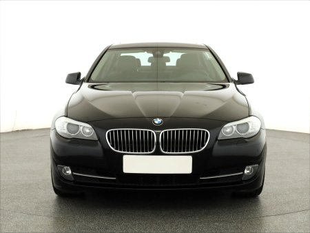 BMW Řada 5, 2012 - pohled č. 2