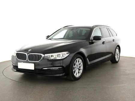 BMW Řada 5, 2019 - pohled č. 3