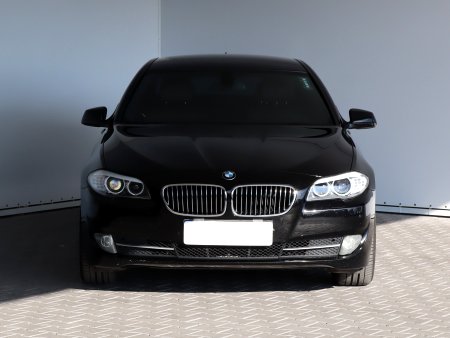 BMW Řada 5, 2012 - pohled č. 2