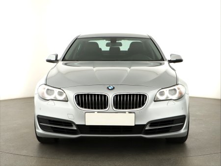 BMW Řada 5, 2015 - pohled č. 2