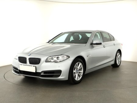 BMW Řada 5, 2015 - pohled č. 3