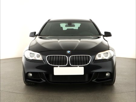 BMW Řada 5, 2012 - pohled č. 2
