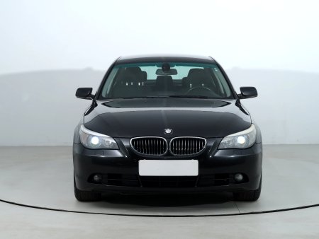 BMW Řada 5, 2005 - pohled č. 2