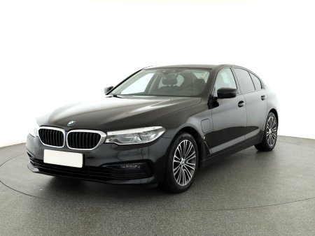 BMW Řada 5, 2019 - pohled č. 3