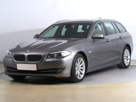 BMW Řada 5, 2010 - pohled č. 3