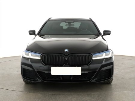 BMW Řada 5, 2021 - pohled č. 2