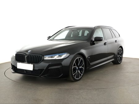 BMW Řada 5, 2021 - pohled č. 3