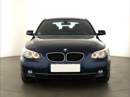 BMW Řada 5, 2008 - pohled č. 2