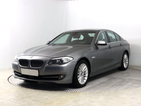 BMW Řada 5, 2011 - pohled č. 3