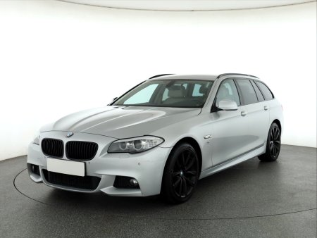 BMW Řada 5, 2011 - pohled č. 3