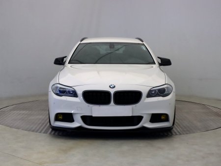 BMW Řada 5, 2012 - pohled č. 2