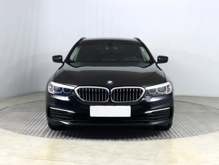 BMW Řada 5, 2018 - pohled č. 2