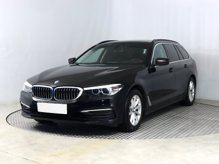BMW Řada 5, 2018 - pohled č. 3
