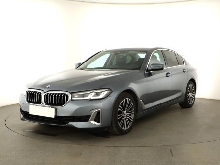 BMW Řada 5, 2021 - pohled č. 3