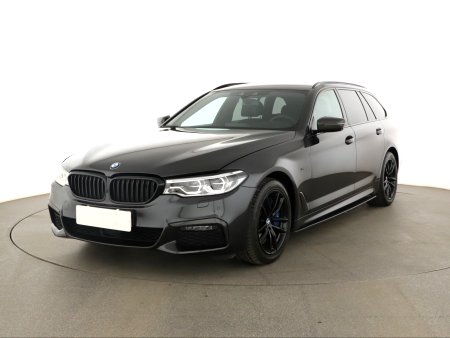 BMW Řada 5, 2018 - pohled č. 3