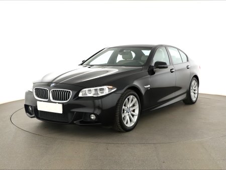 BMW Řada 5, 2016 - pohled č. 3