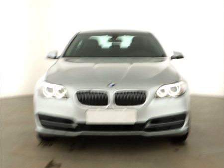 BMW Řada 5, 2016 - pohled č. 2