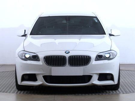 BMW Řada 5, 2013 - pohled č. 2