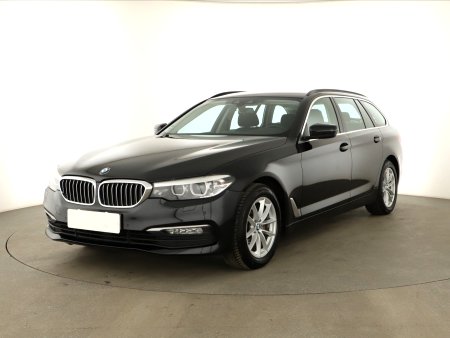 BMW Řada 5, 2017 - pohled č. 3