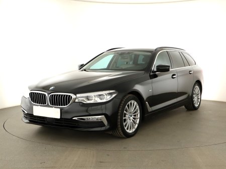 BMW Řada 5, 2018 - pohled č. 3